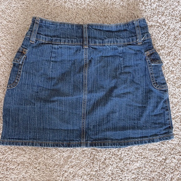 Brandy Melville Agatha Denim Mini Skirt - Picture 3 of 6